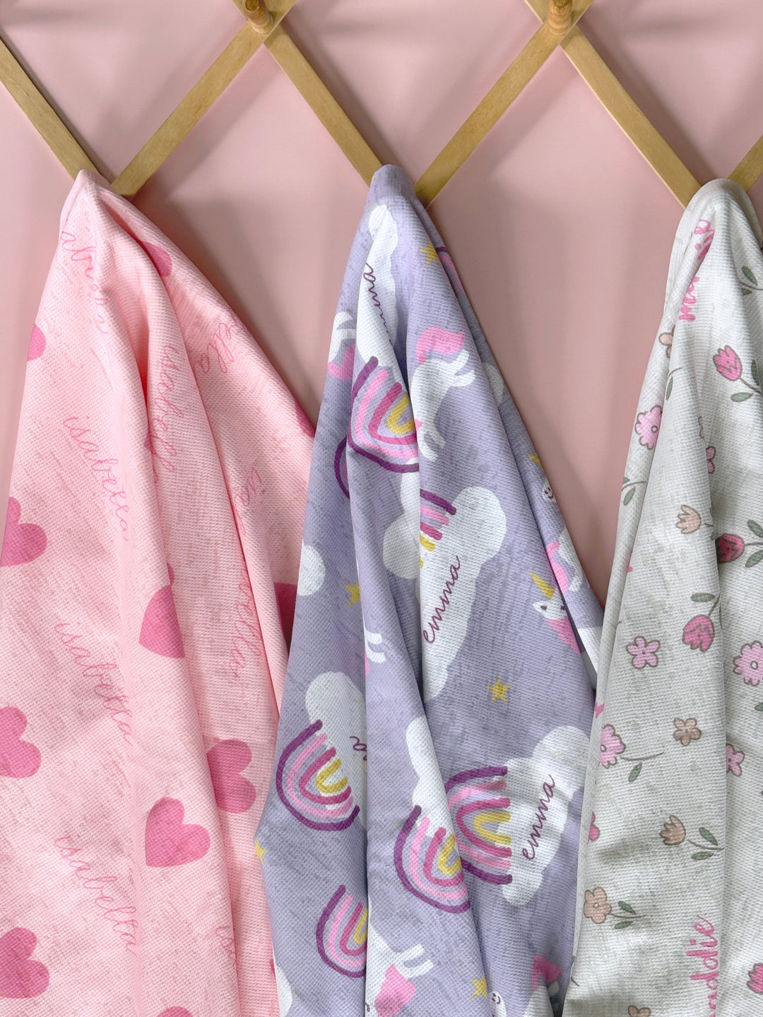 Zutano baby The Keepsake Print Swaddle - Simply Hearts